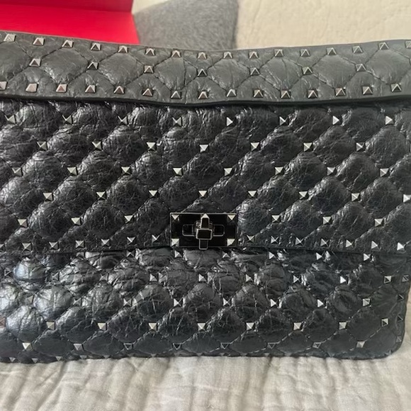 Authentic Valentino Rockstud medium spike shoulder bag - Picture 7 of 7